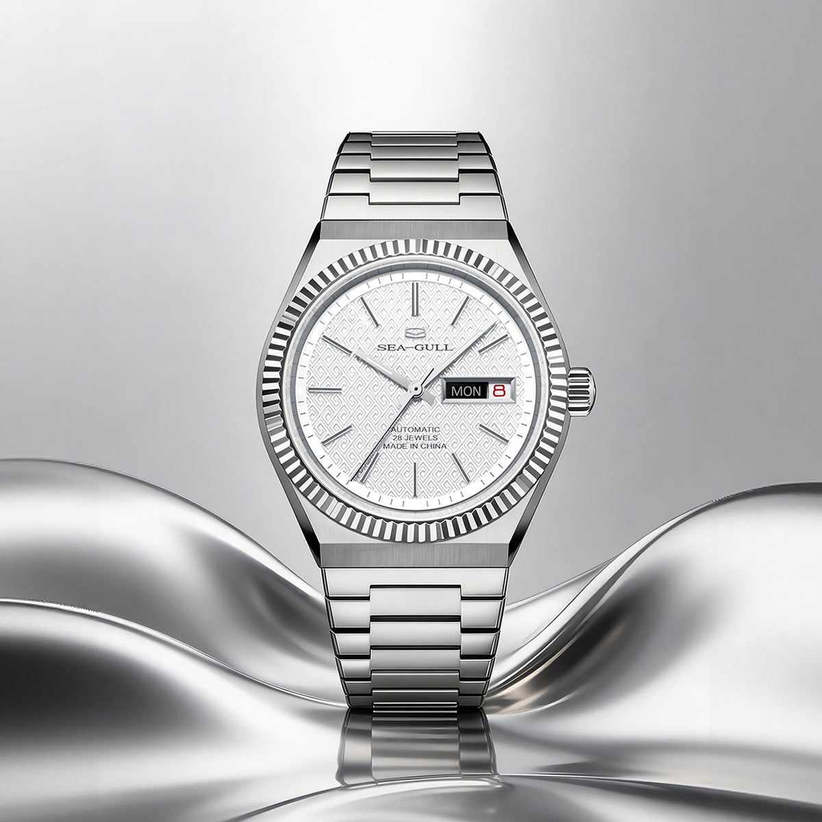 Ancient Cloud Motif Dial Date-day Calendar Reissue Automatic Dress Watch 38mm