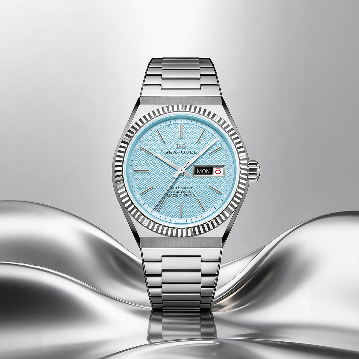 Ancient Cloud Motif Dial Date-day Calendar Reissue Automatic Dress Watch 38mm